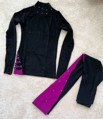 Karisma K-Neck topp med rosetter